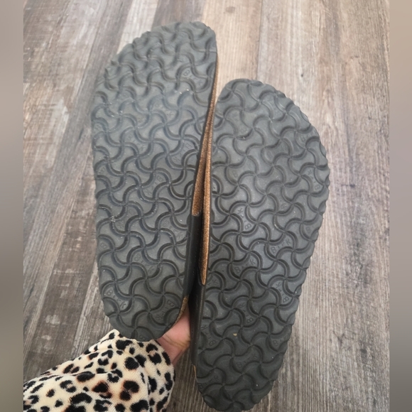 Birkenstock Gizeh Size W9 M7 Black Sandal - Picture 8 of 8